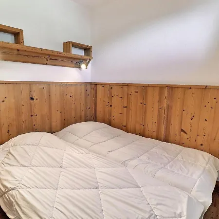 Skis Aux Pieds à La Tania - 2 Pièces, 31m², 4 Pers, Balcon, Proche Commerces - Fr-1-182a-17 Appartement