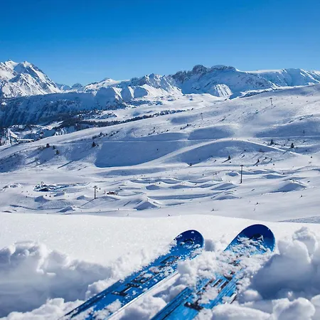 Confortable 2 Pieces, Skis Aux Pieds, Proche Commerces - Fr-1-182a-17 * Courchevel