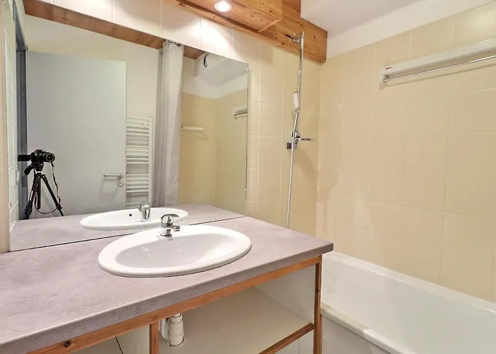 Confortable 2 Pieces, Skis Aux Pieds, Proche Commerces - Fr-1-182a-17 Apartmán